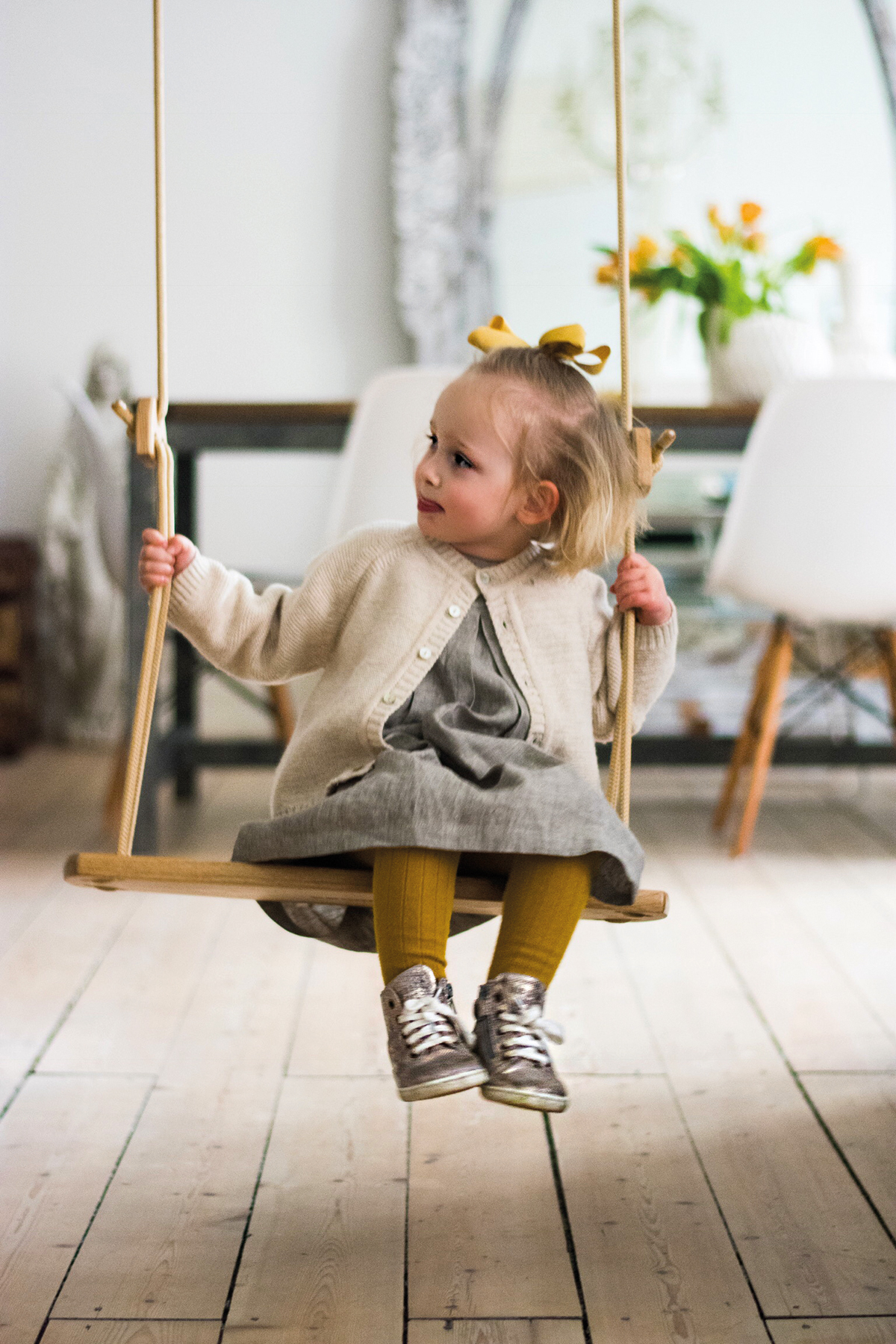 Lillagunga Oiled Oak Classic Wooden Indoor Swing